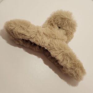 NEW Faux Fur Tan Hair Clip